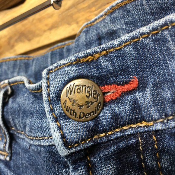 Wrangler Authentic Denim Boy's Size 16 Regular - Picture 6 of 8